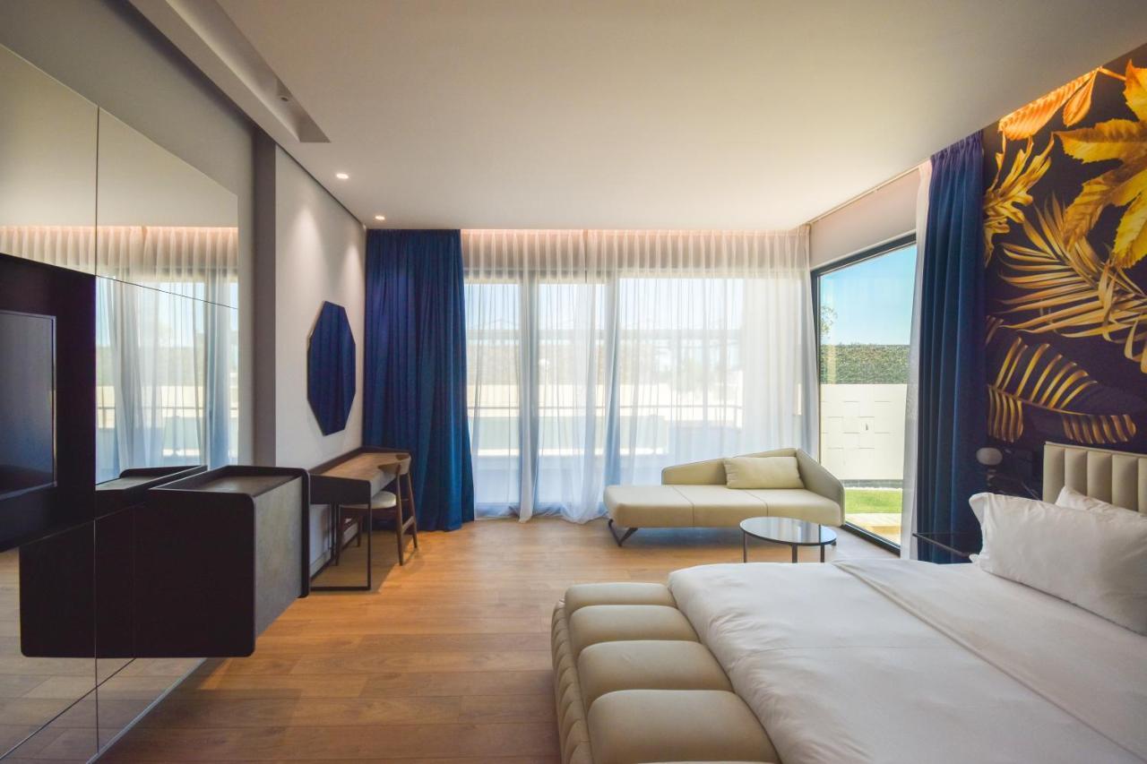 Flamingo Hotel Vlorë Esterno foto